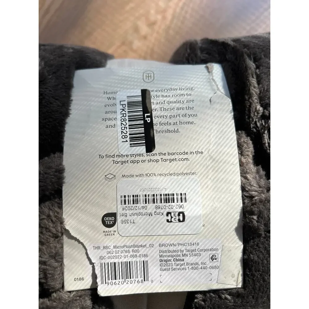 New Threshold Microplush Dark Gray Fleece Blanket Soft!! king size 108”x92”